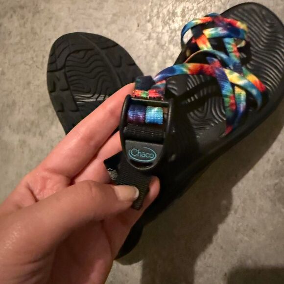 Chaco Z/Volv X2 Strappy Sandals - Rainbow Tie-dye | Like New | Size 7 - Picture 6 of 8
